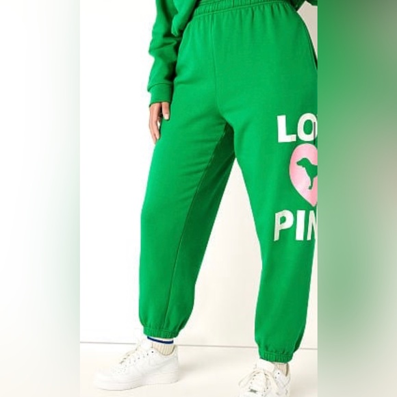 VS PINK ORIGINALS M Happy Camper Green Campus Pants & Matching Campus Tee SET - Picture 4 of 7